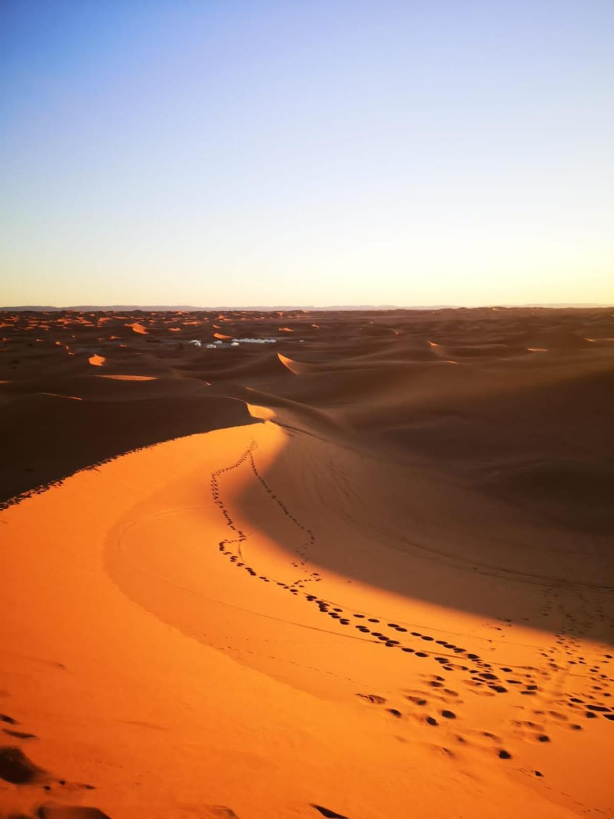 Luxury Desert Camp Erg Chegaga Luxuszelt *